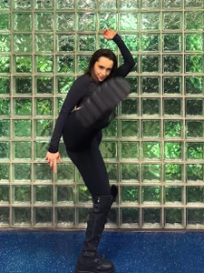 In the matrix de EvaCanton  2 Imagens