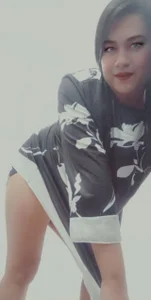 HugeCockCumsAlot: Public ( 9 фото)