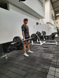 davebrow Public 사진