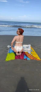 Trip to the beach od Miss_ellien  2 snímek