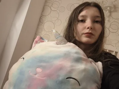 DongMolt your cute princess Pic 2