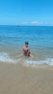 SophieBarnett Loving the water Pic 2