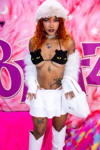 cattaleya_get A beautiful doll Pic 8