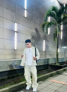 AlanNaughty Public Pic