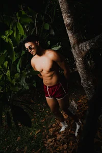 liam_collins21: A very hot day outside ( 2 фото)