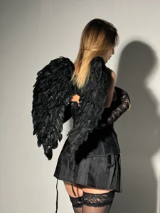 AriNova_ Black wings, sweet lips, and angelic intentions...almost.This Halloween I'm going to be naughty😈✨😉 Pic 2