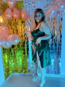 MichelleManson Celebración Pic 5