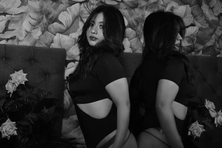 SharitSmiith I am not easy... but when I decide to be, I am unforgettable. Hình 3