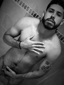 Justyn_Torres HOT SHOWER Pic 6