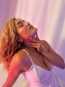 zoe_burton Sensual Zoe ❤️ Εικόνα 8
