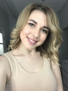 ArishkaLulu Public Pic 6