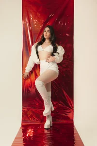 DolcieElliot Do I look pretty? Foto 5