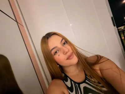 HaileyTims Cute face and lips Pic