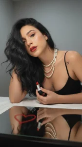 violet_77711 elegance Foto