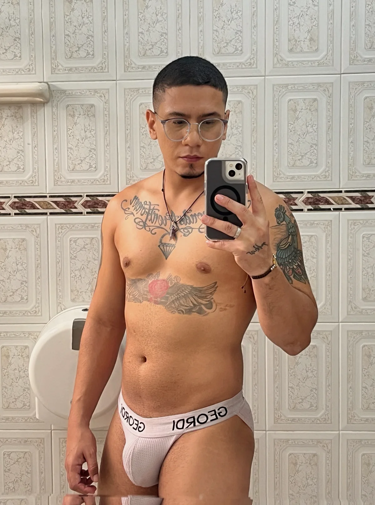 Foto  4495 de JoshMillerr_ – em alta