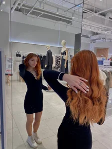 EdythBroadys XXX nøgenfoto 1