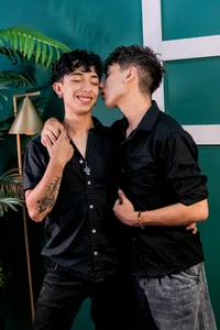 Aiden_Rivers_ kullanıcısının lovers albümü -  5 fotoğraf