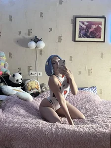 YourSkyAni Cosplay Rey Poză