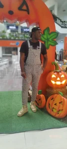 Ragnar_Kamau arco de halloween Pic 3