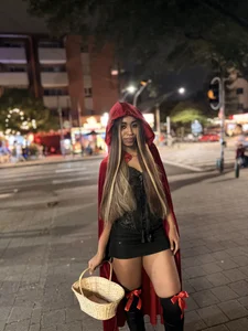 bella__honey Halloween Hooded Costume❤️💋 Pic 2