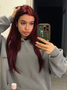 Sophie_Rae Public Pic 6