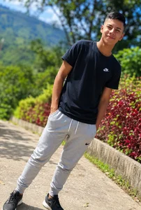 Roman_Ruiz Public Pic 4