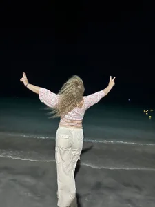 dalilasquirt1 ME Pic 4