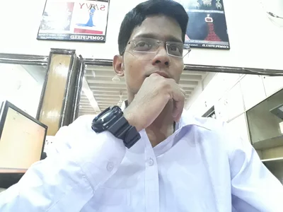 MY self de Live_f  6 photos