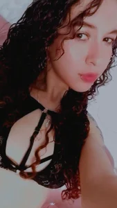 Lucia_e's XXX Nude Photo 2