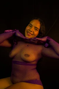 Roxy_Stonee My new photos.  5টি ছবি