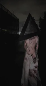 alexx_succubus Pyramidhead (Cosplay)🔪 Foto 4