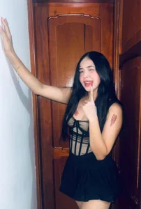 Sexy_cloee_outdoors Public Foto 5