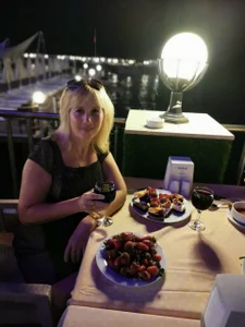 Magic_Blondie Just me)  5টি ছবি