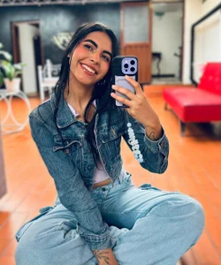 "Your skin is the territory I long to explore with my lips." ✨ de Perla_lovely_  5 Imagens