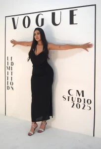 AmbarJames_ Fierce Elegance Foto