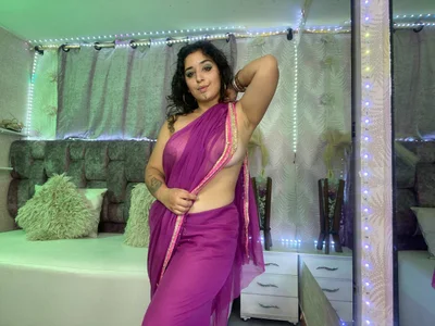 sophiaamethystt Saree Pic 2