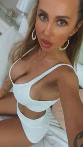 Spicy! od SharonStarr  6 snímek