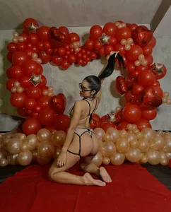 Victoria_adaams Valentine's Day with lots of love and seduction ❤🥰💕 Εικόνα 2