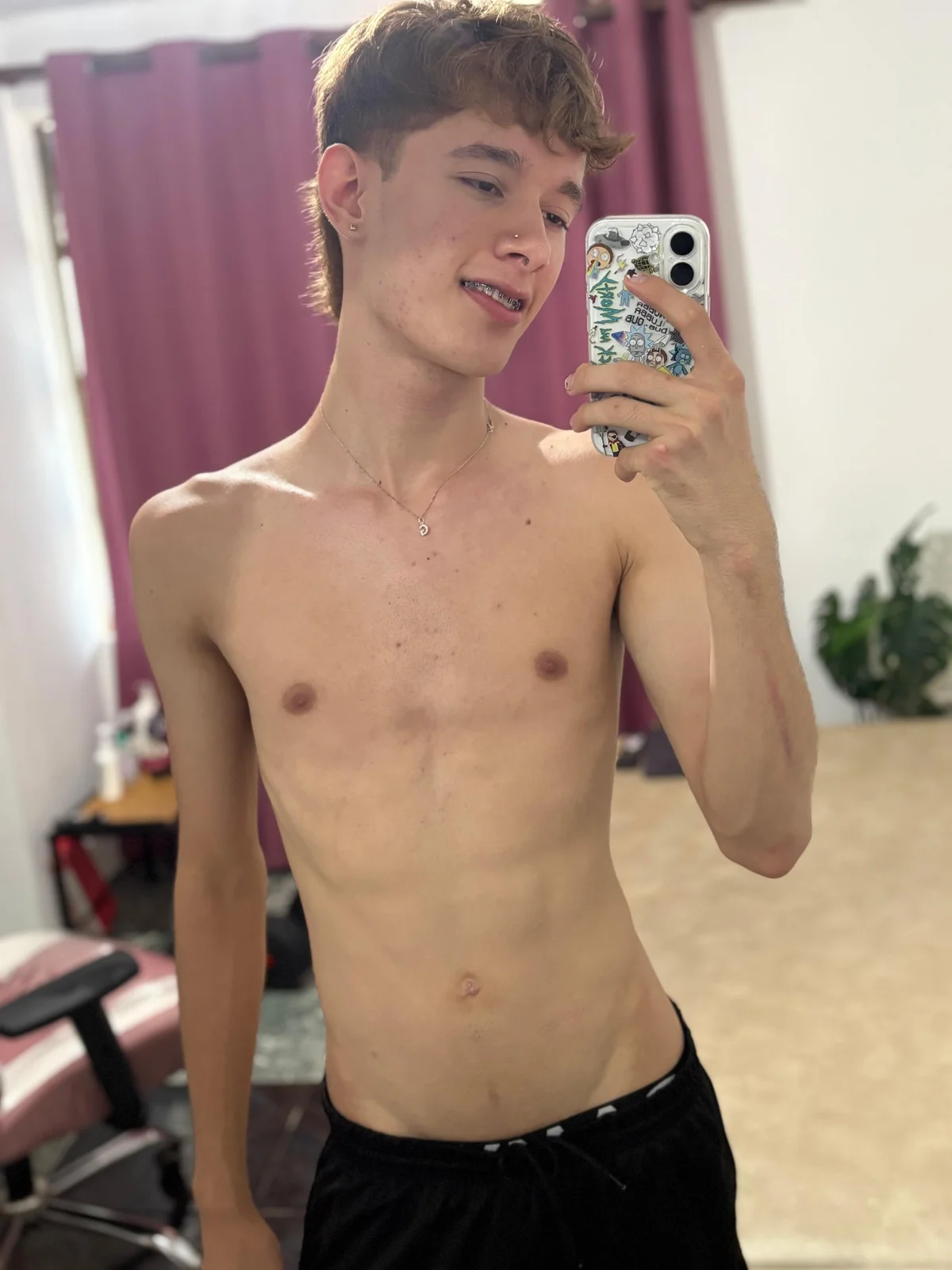 Kylorx_xxx 님의 트렌드 중인 사진  9436개