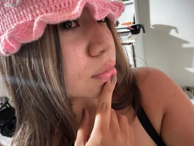 M1la_18 no makeup Pic