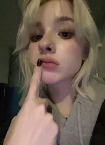 Nana_Wilson Public Foto 5