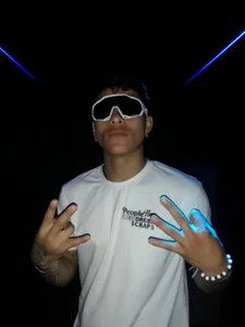 wyatt_3のhi 🤤の枚の写真