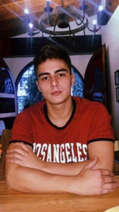 Julesxlove: Dann ( 2 фото)