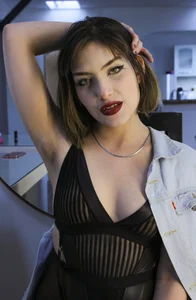 Alexa_Thaylor_ Look at me Pic 4