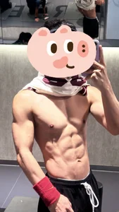Stay strong de Sexydogetop  2 photos