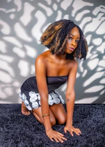 Toxique_ #brownskingirl🖤👈🏽👸🏽 사진