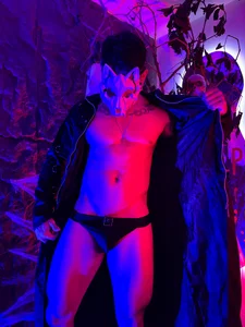 joseph_boyのThe beast that awakens on Halloween🐾😈の枚の写真