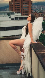 AlliJadid White angel Pic 5