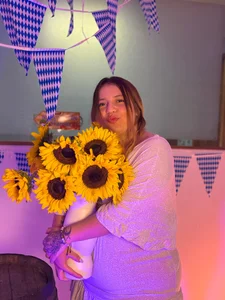 EmmaRouss1 Oktoberfest!🍻🥨🔰 Foto 2