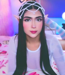 georgiia_cmelf girl 😏💜图片 2